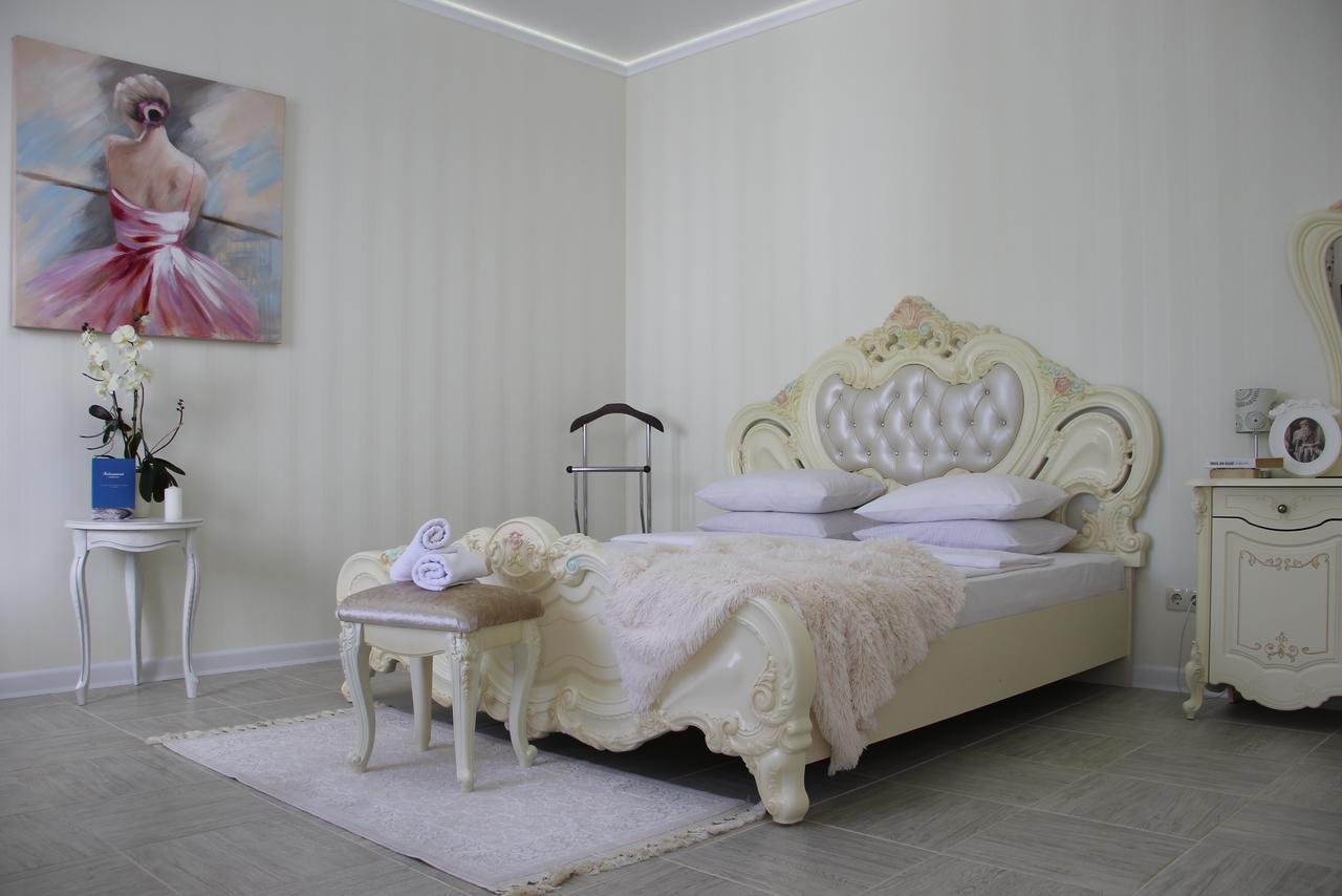 Lebediny Guest House Brest Exterior foto